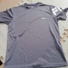 FILA Tシャツ グレー Mサイズのサムネイル