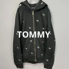 トミーヒルフィガー パーカー