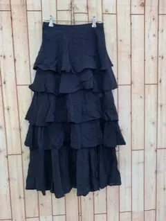 ⇐SNIDEL⭐︎スリット入りフリフリロングスカートS【中古】a55