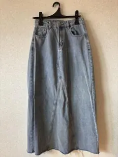 ライトブルーデニムタイトスカート