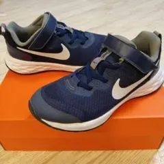 【美品】 NIKE ナイキ レボリューション スニーカー キッズ 21cm