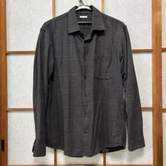 GU長袖シャツ