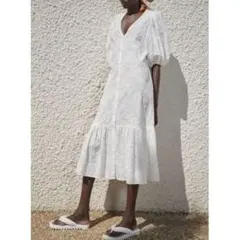 ZARA エンブロイダリー パフスリーブ ティアード ロングワンピース 刺繍