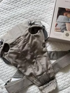 ベビービョルン　ベビーキャリアミニ　メッシュ