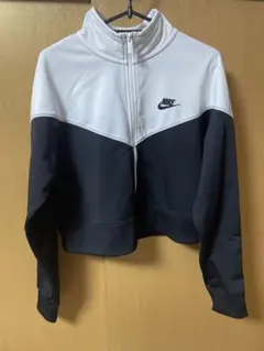 NIKE トラックジャケット