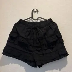 フリル ブラック ショートパンツ 黒 レディース