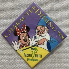 CHARACTER DINING '98 ディズニーパシフィックホテル　バッジのサムネイル