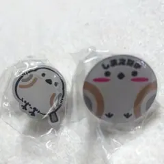 北海道限定　シマエナガ ピンバッジ　２個　ガチャガチャのサムネイル