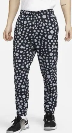 ナイキ Therma-FIT スタジオ '72 フィットネスパンツ　Sサイズ