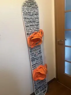 Burton スノーボード 多言語デザイン