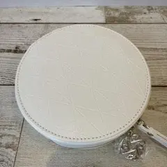 [新品、未使用]コスメデコルテ　ホワイト 円形ポーチ