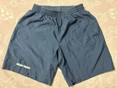 umbro ハーフパンツ 紺色