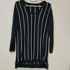 INGNI ネイビー/ホワイト ストライプ Vネック 長袖ニット Mサイズ