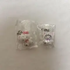サンリオ ふわふわスノーめじるしチャーム ガチャガチャハローキティ クロミセット