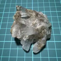 山梨県 バッタリ産 草入り水晶 希少 水晶 連晶 クラスター - メルカリ