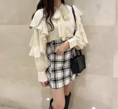 【新品タグ付き】前後2WAYボウタイブラウス 2023SS ナイスクラップ