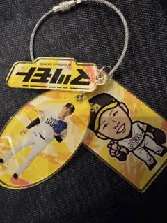 福岡ソフトバンクホークス 松本裕樹　66 若鷹くじ　　アクリルチャーム