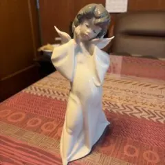 LLADRO リヤドロ 天使の置物のサムネイル