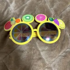 フルーツモチーフ ミッキー型サングラス