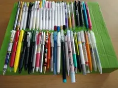 ボールペン、マーカー他 48本多色