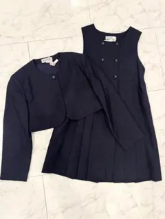 バーバリー 130 濃紺スーツ　USED