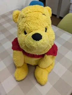 プーさん　寝そべり　ぬいぐるみ