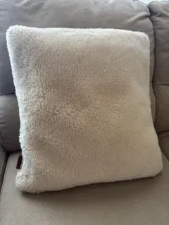 ◎ Cassina ixc. カッシーナイクスシー クッション ファー素材 - メルカリ