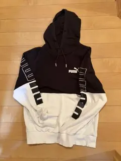 PUMA フード付きパーカー 黒白 値下げ⭕️