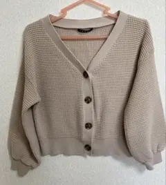 ベージュ Vネック カーディガン M