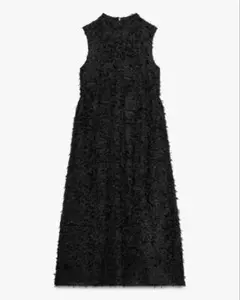 【新品】サイズM♡ZARA♡フリンジ付きミディワンピース　ブラック