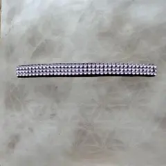 ストーン装飾の紫色ヘアバンド