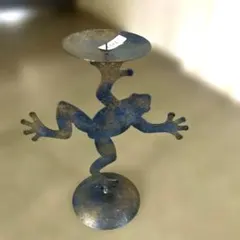 かえる　メタル製　キャンドルスタンド