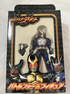 仮面ライダーアギト バトルフォームフィギュア　青のサムネイル