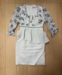 SOBRE ローズプリントペプラムワンピース / ホワイト / M キャバドレス