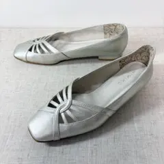 Item thumbnail for item 6d21c452-2c98-4701-b474-7c67e570117d