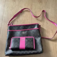 COACH シグネチャーブラウン×ピンクショルダー&長財布2点セット