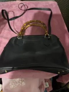 ＧＵＣＣＩバンブーハンドル 黒 濃紺ハンドバッグ