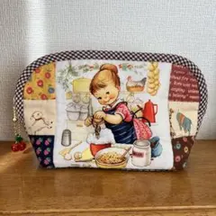 マーベルルーシーアトウェル　キルトポーチ