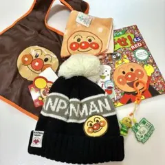 アンパンマン マント　ニット帽　タオル　アンパンマンをさがせ！　グッズセット