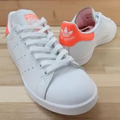 Item thumbnail for item 225dfd85-9c38-448a-83aa-065862d4fd24