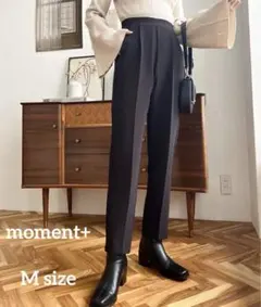moment+ センタープレススラックス カラーテーパードパンツ ブラック