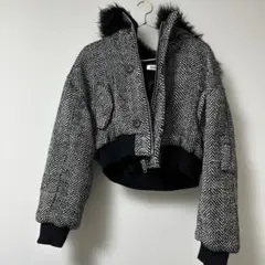 ヘリンボーン柄ファー付きクロップドジャケット