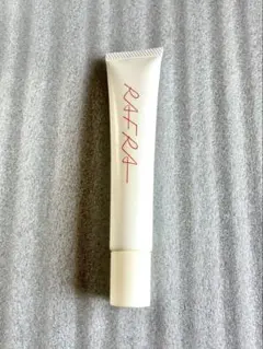 RAFRA ラフラ UVエッセンス 日焼け止め 化粧下地のサムネイル