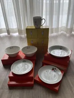 SEVENTEEN artistmade ア－ティストメイド ウジ 食器 - メルカリ