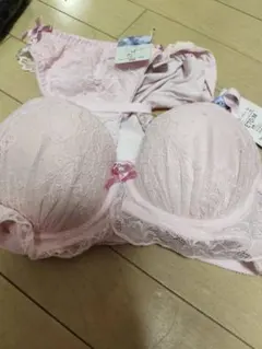 Pan Cute ブラジャーショーツセット E70/M ピンク