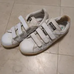 adidas スタンスミス adicolor Goofy スニーカー