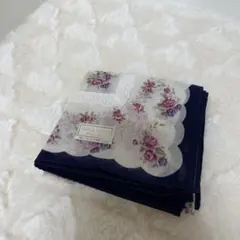 【新品未使用】NINA RICCI ニナリッチ ハンカチ 花柄 レース綿100%のサムネイル