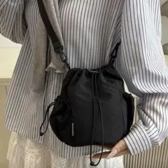 ナイロンドローストリングショルダーバッグ