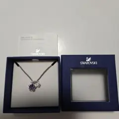 Swarovski 花モチーフ ネックレス　パープル　フラワー　クリスタル　紫