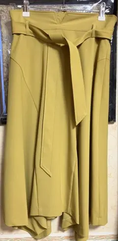 美品⭐︎ハイウエスト風イレギュラーヘムフレアスカート